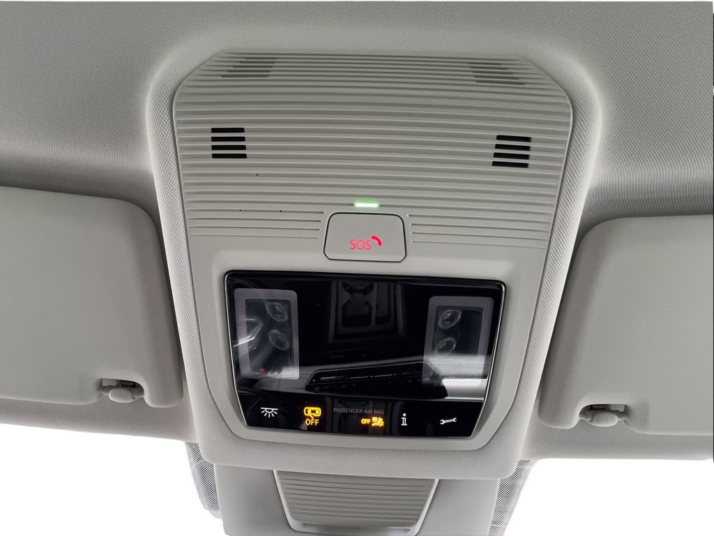 Used 2025 Volkswagen Tiguan S FWD image 43