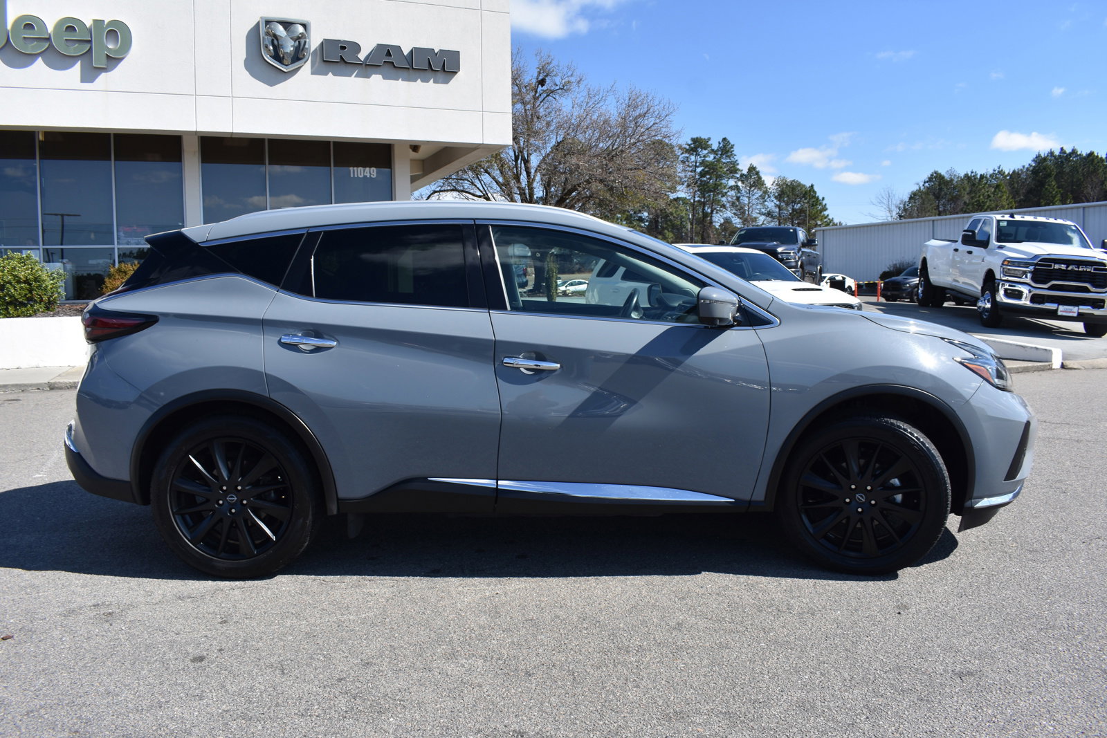 Used 2023 Nissan Murano SL image 21