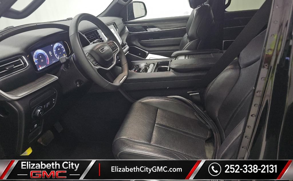 Used 2024 Jeep Wagoneer Series III AWD/4WD image 6