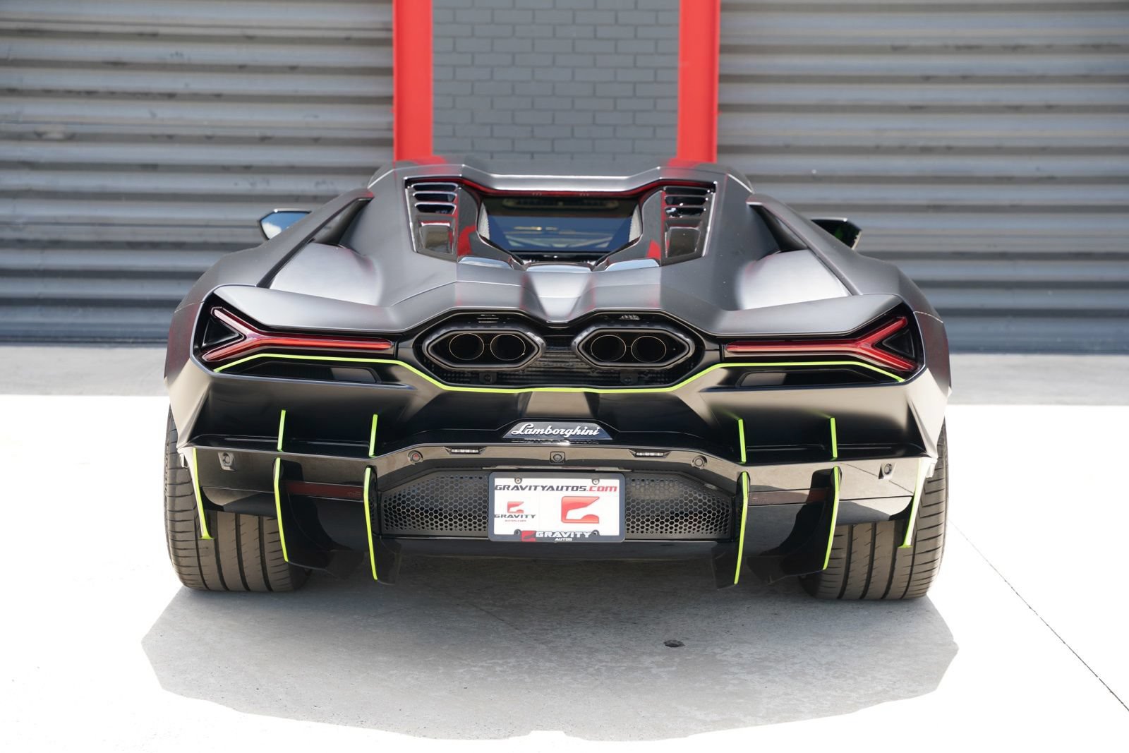 Used 2024 Lamborghini Revuelto AWD/4WD image 32