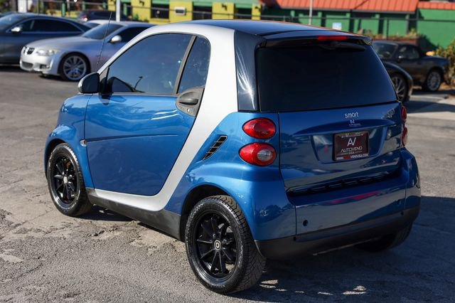 Used 2009 smart fortwo pure image 10