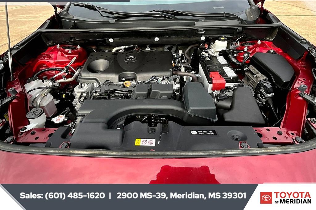 Used 2022 Toyota RAV4 XLE image 8