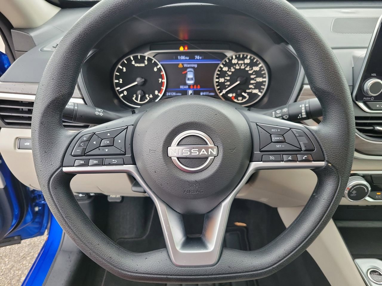 Used 2025 Nissan Altima 2.5 SV image 17