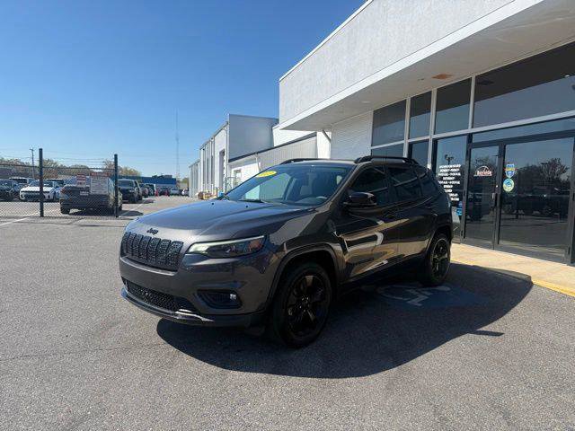 Certified 2023 Jeep Cherokee Altitude Lux image 7