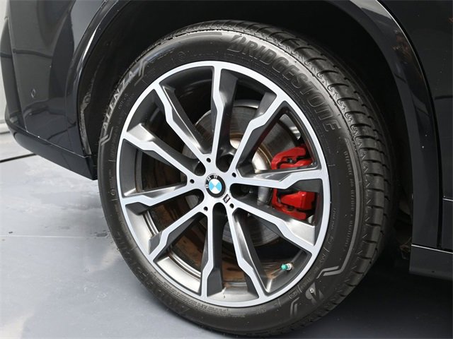 Used 2023 BMW X4 M40i w/ Premium Package image 9