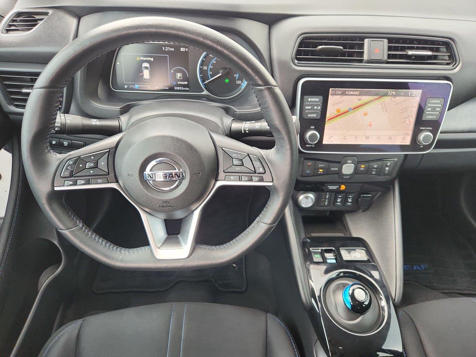 Used 2022 Nissan Leaf SV FWD image 16