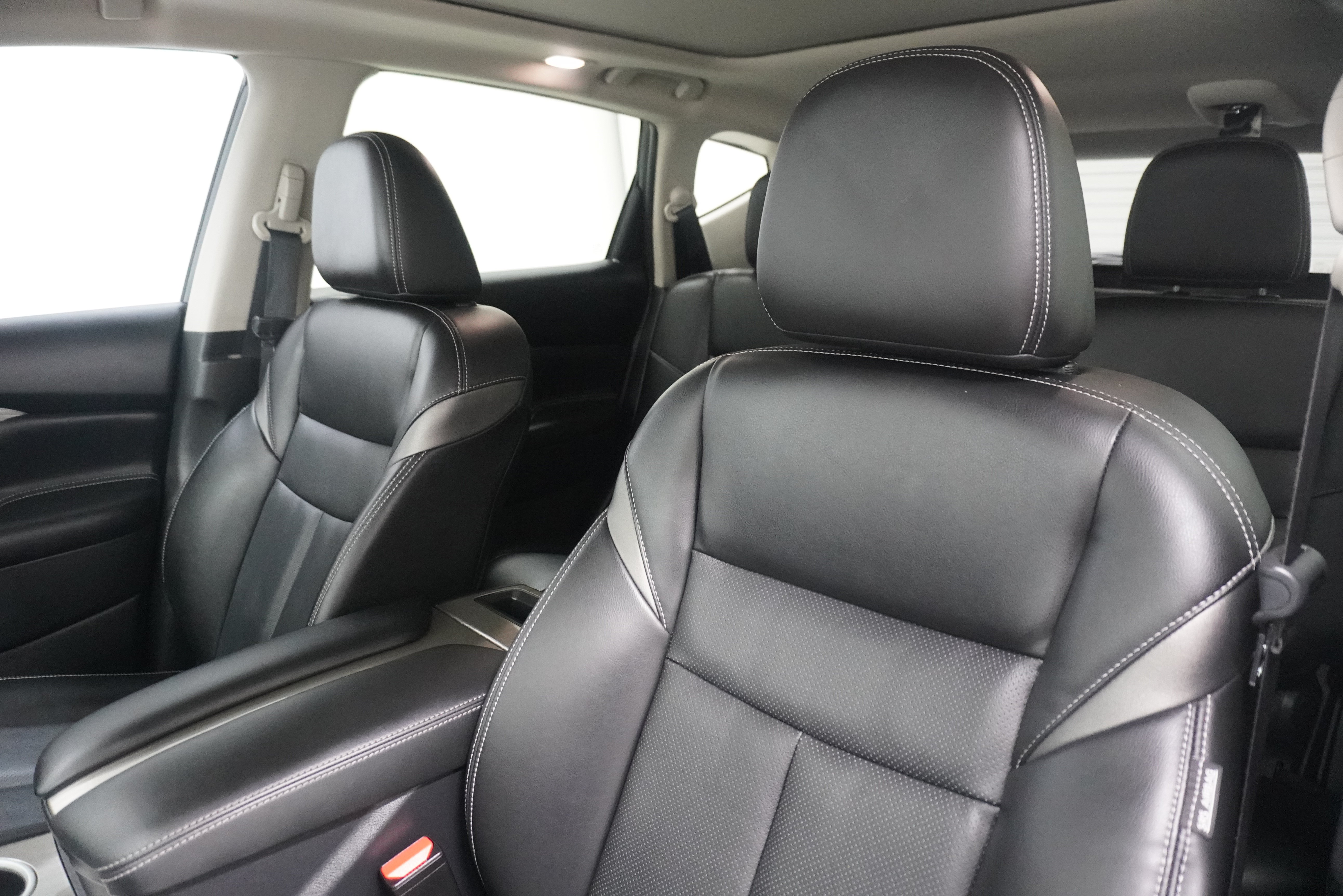 Used 2018 Nissan Murano Platinum FWD image 11