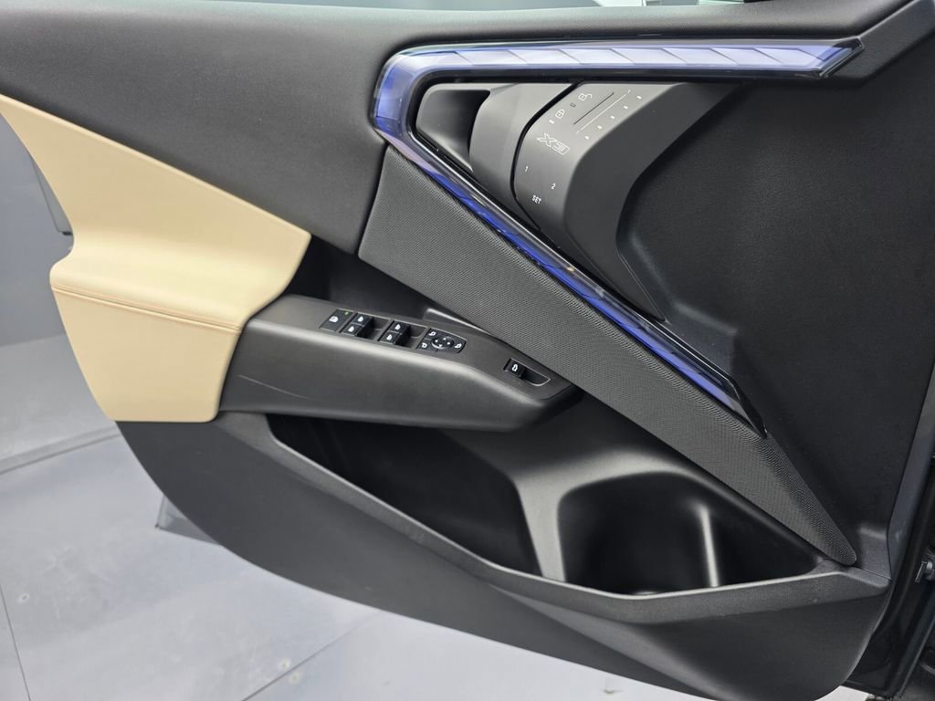 Certified 2025 BMW X3 xDrive30i w/ Convenience Package AWD/4WD image 23