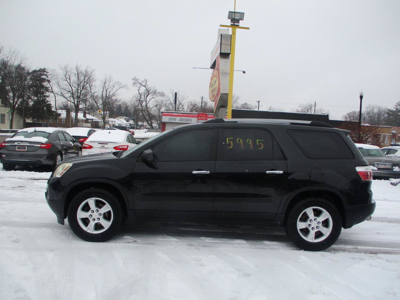 Used 2010 GMC Acadia SL FWD image 4
