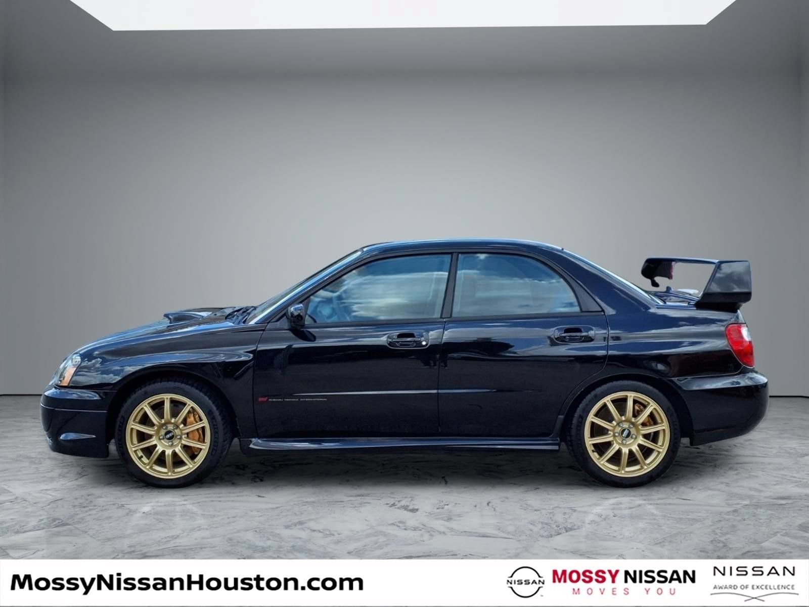 Used 2004 Subaru Impreza WRX STI AWD/4WD image 5