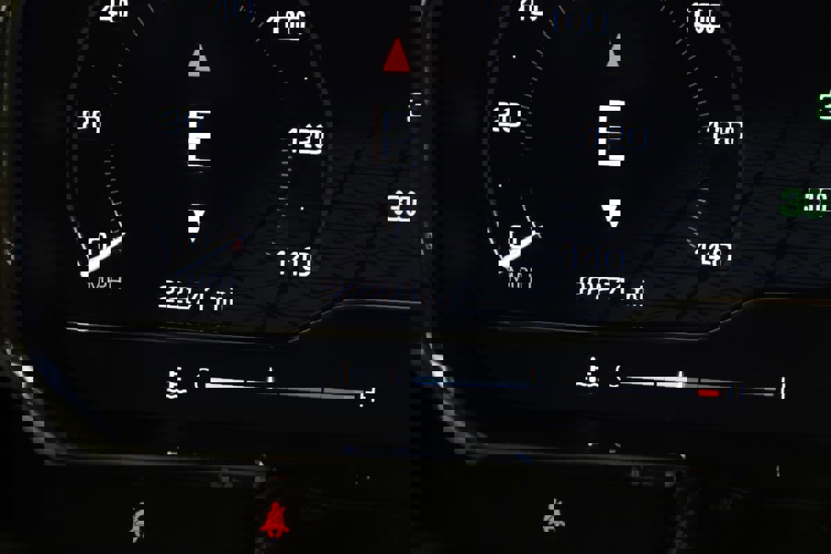 Used 2024 GMC Sierra 1500 Elevation image 37