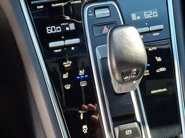 Used 2018 Porsche Panamera 4 image 20