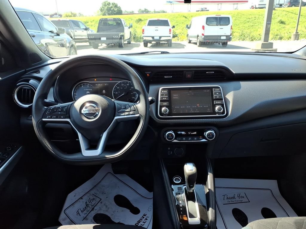 Used 2019 Nissan Kicks SV FWD image 15