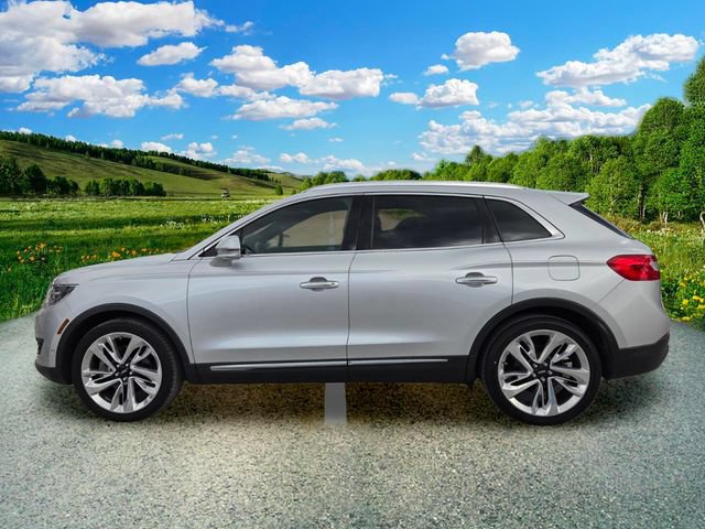 Used 2018 Lincoln MKX Reserve w/ Driver Assistance Package FWD image 3
