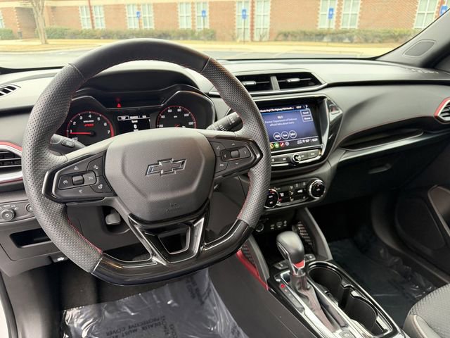 Used 2023 Chevrolet TrailBlazer RS w/ Convenience Package image 12