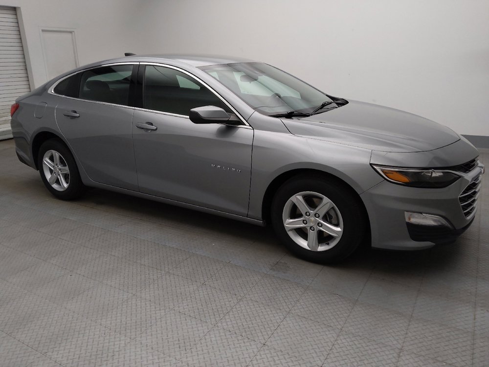 Used 2025 Chevrolet Malibu LS FWD image 11