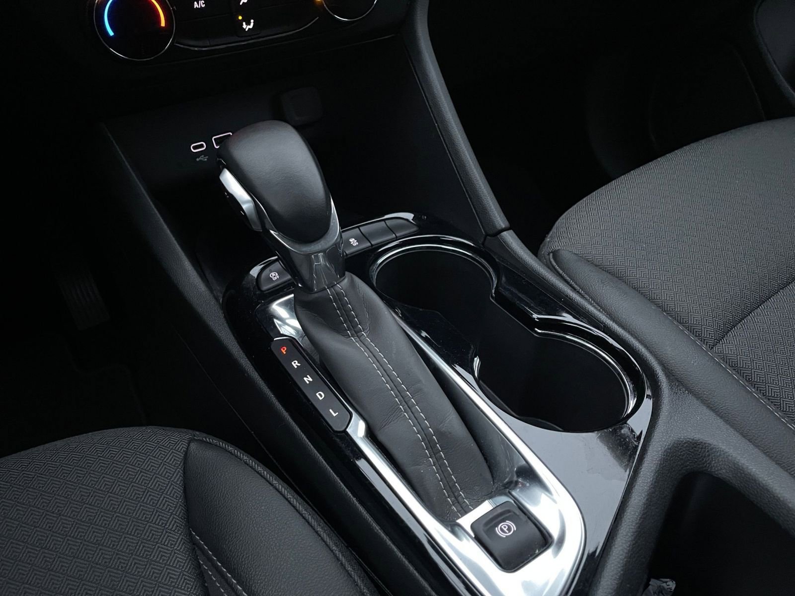 Used 2025 Buick Encore GX Preferred image 41