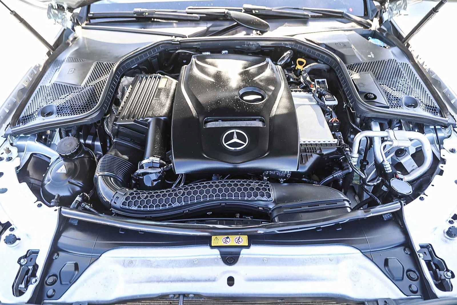 Used 2018 Mercedes-Benz C 300 4MATIC Sedan image 26