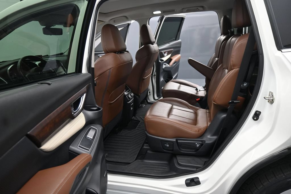 Used 2019 Subaru Ascent Touring AWD/4WD image 16