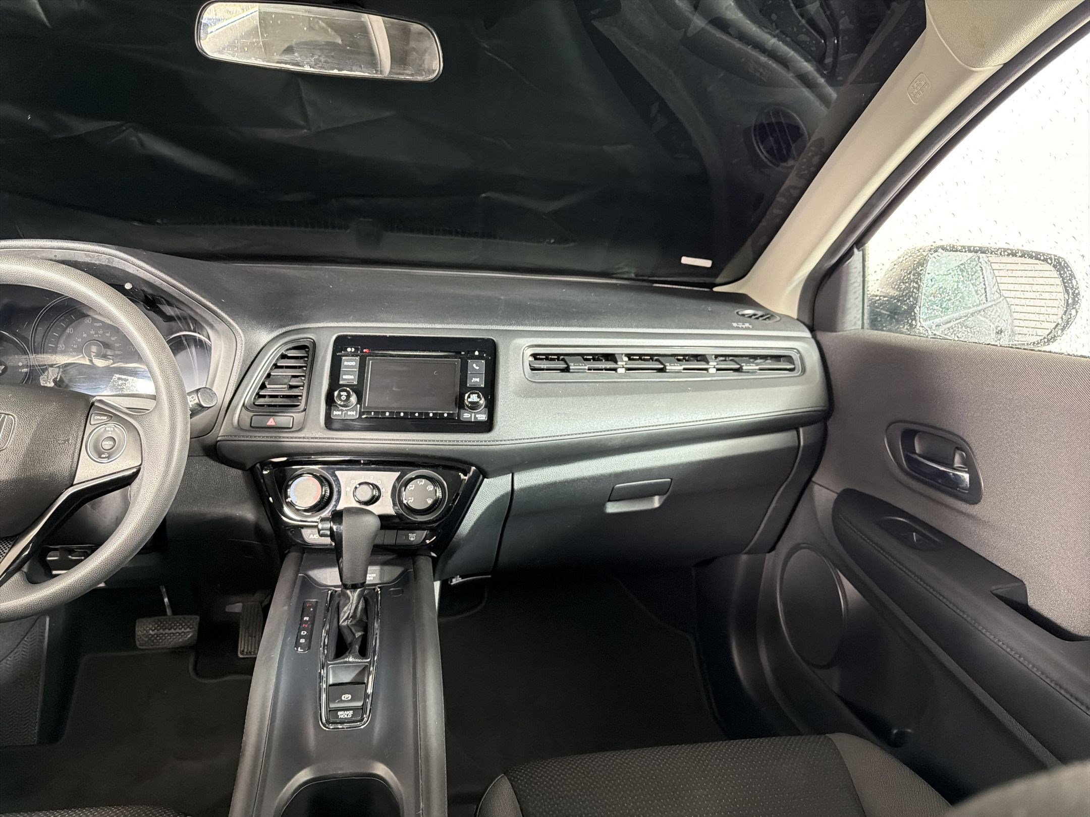 Used 2019 Honda HR-V LX image 27