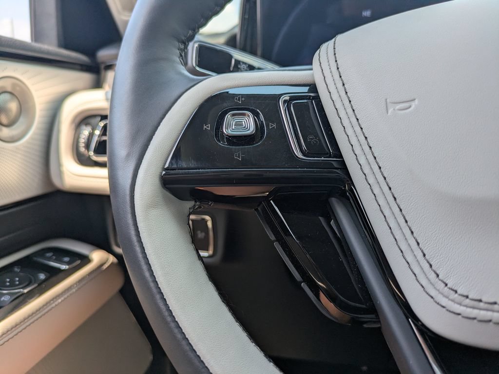 New 2026 Lincoln Aviator Reserve AWD/4WD image 32