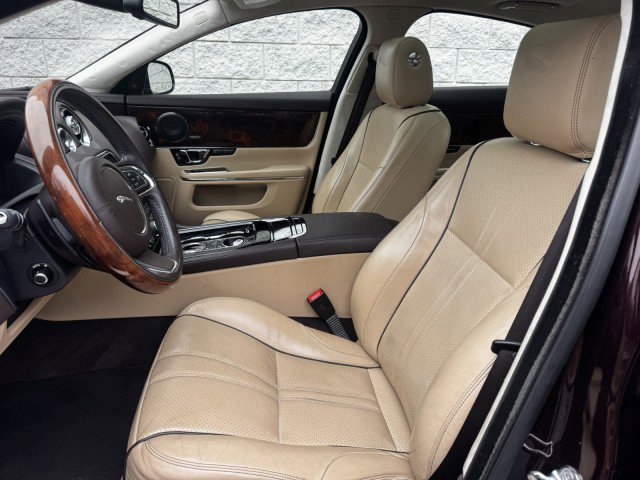 Used 2016 Jaguar XJ R-Sport RWD image 7