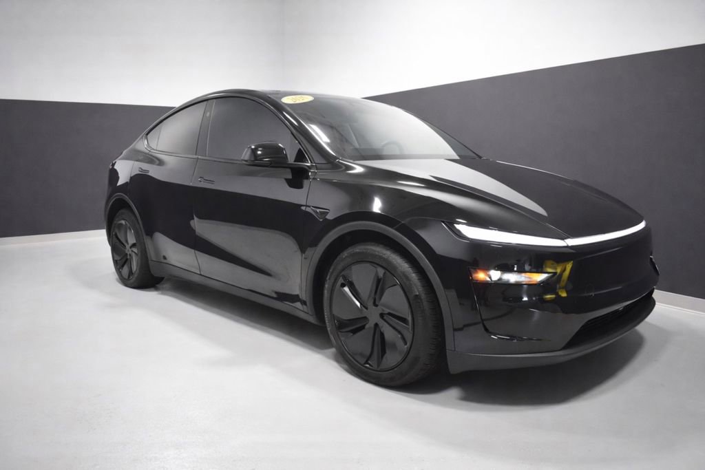 Used 2026 Tesla Model Y Long Range image 7