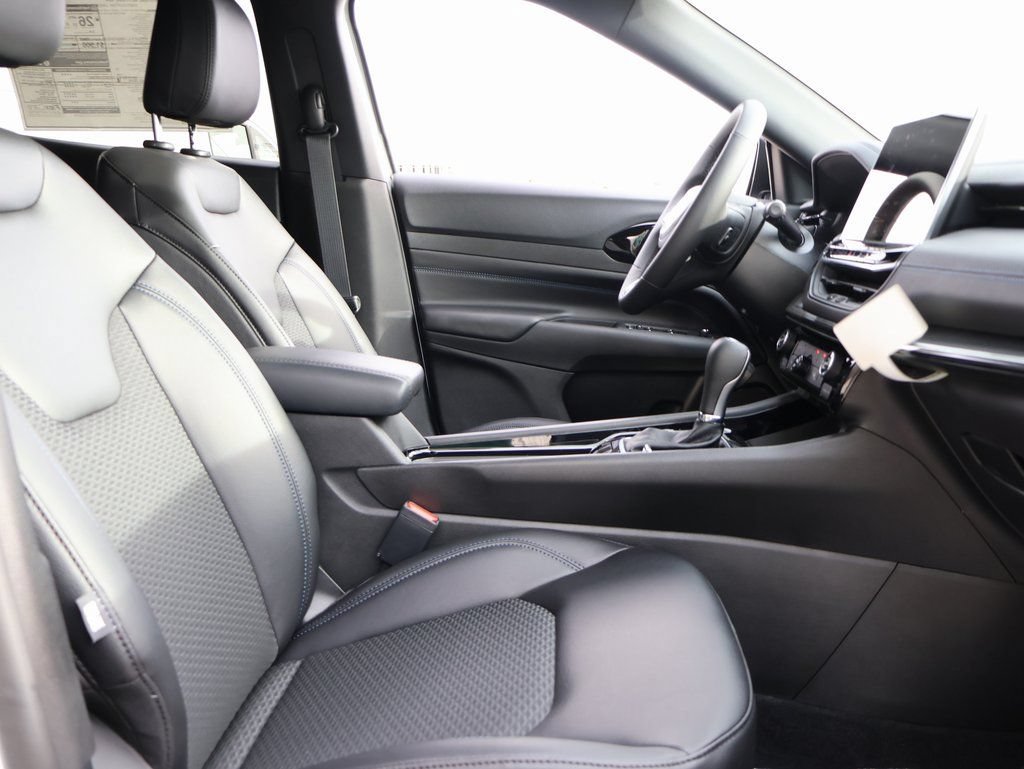 New 2026 Jeep Compass Latitude AWD/4WD image 9