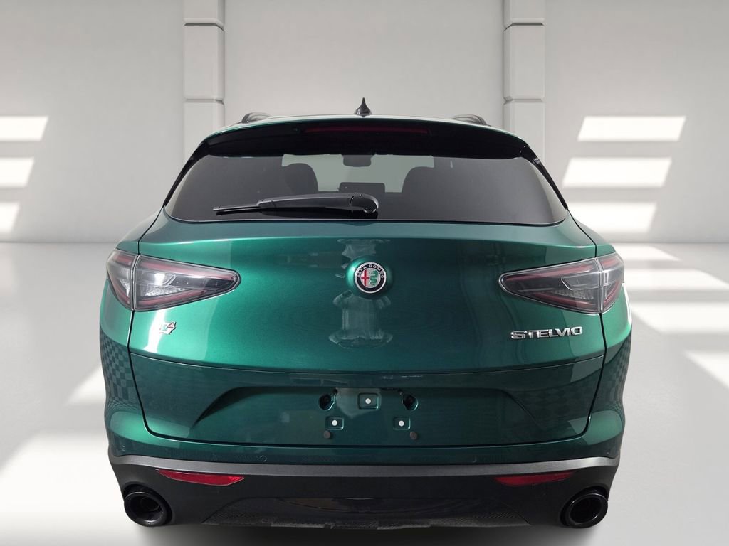 New 2025 Alfa Romeo Stelvio Sprint w/ Convenience Package image 5