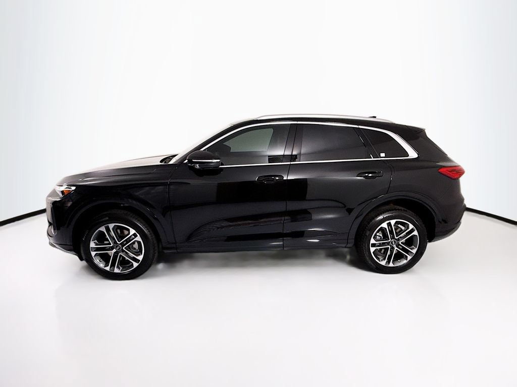Used 2026 Audi Q5 Premium w/ Convenience Package AWD/4WD image 8