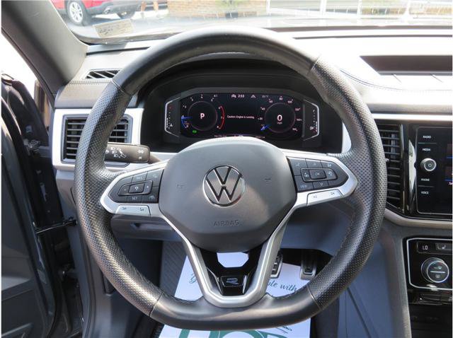 Used 2023 Volkswagen Atlas Cross Sport SEL Premium R-Line AWD/4WD image 11