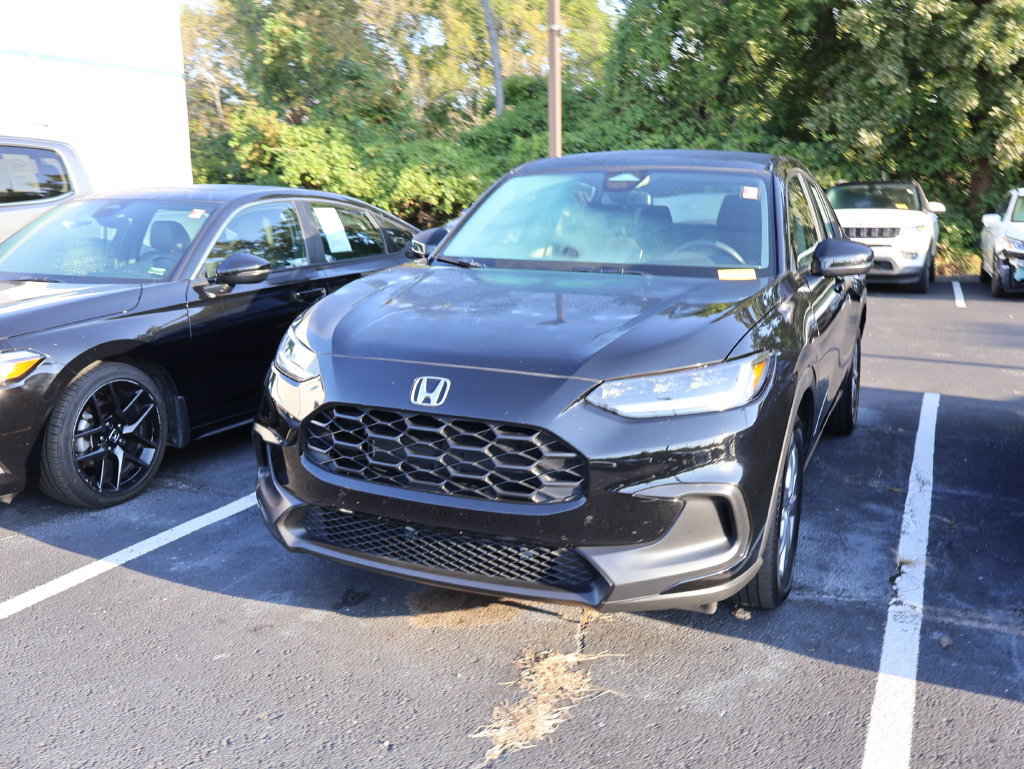 Certified 2024 Honda HR-V LX image 3