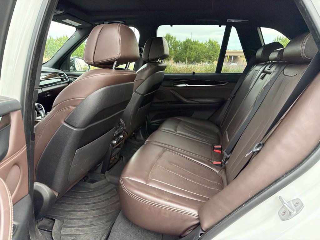 Used 2017 BMW X5 xDrive40e AWD/4WD image 11