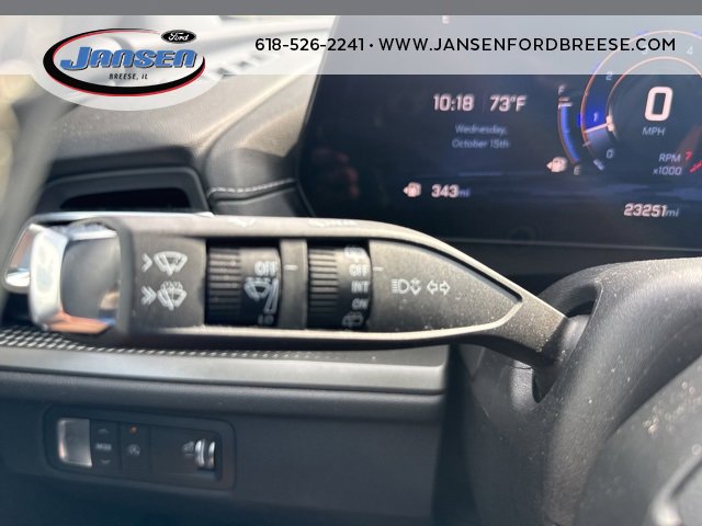 Used 2025 Chevrolet Traverse LT image 16