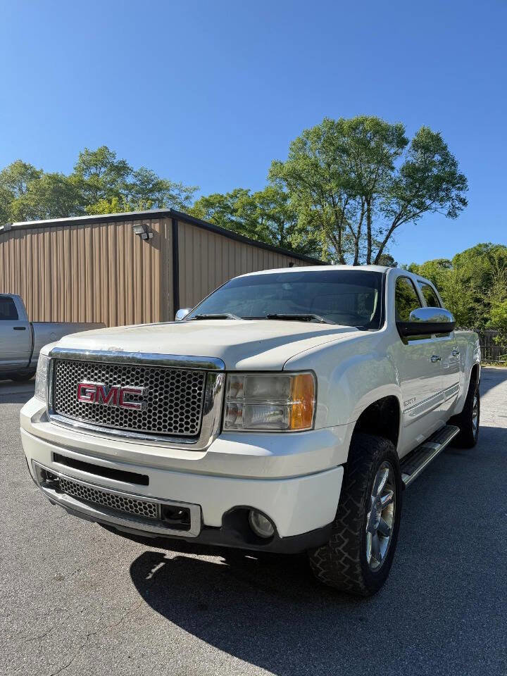 Used 2013 GMC Sierra 1500 Denali image 2