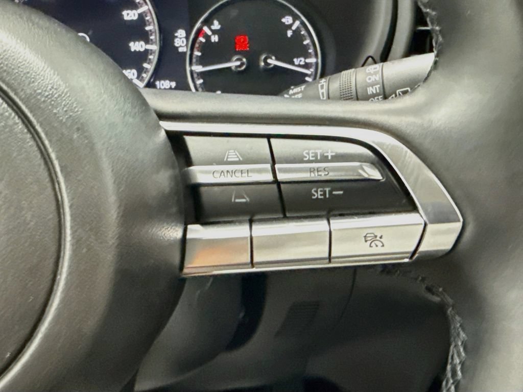 Used 2022 MAZDA CX-30 AWD 2.5 S w/ Premium Package image 12