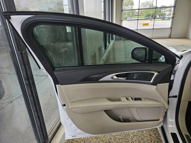 Used 2017 Lincoln MKZ Select w/ Select Plus Package FWD image 17