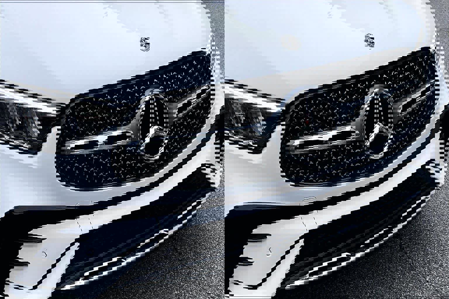 Certified 2025 Mercedes-Benz GLC 350e GLC 350e image 30