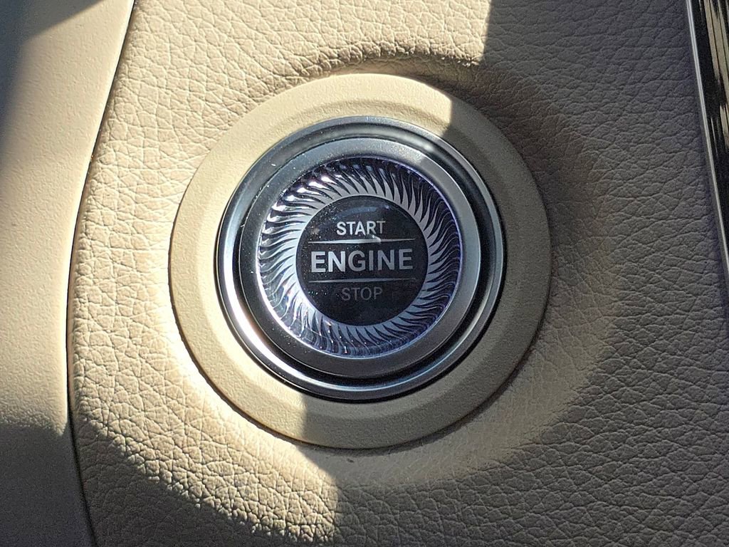 Certified 2021 Mercedes-Benz GLC 300 4MATIC image 39