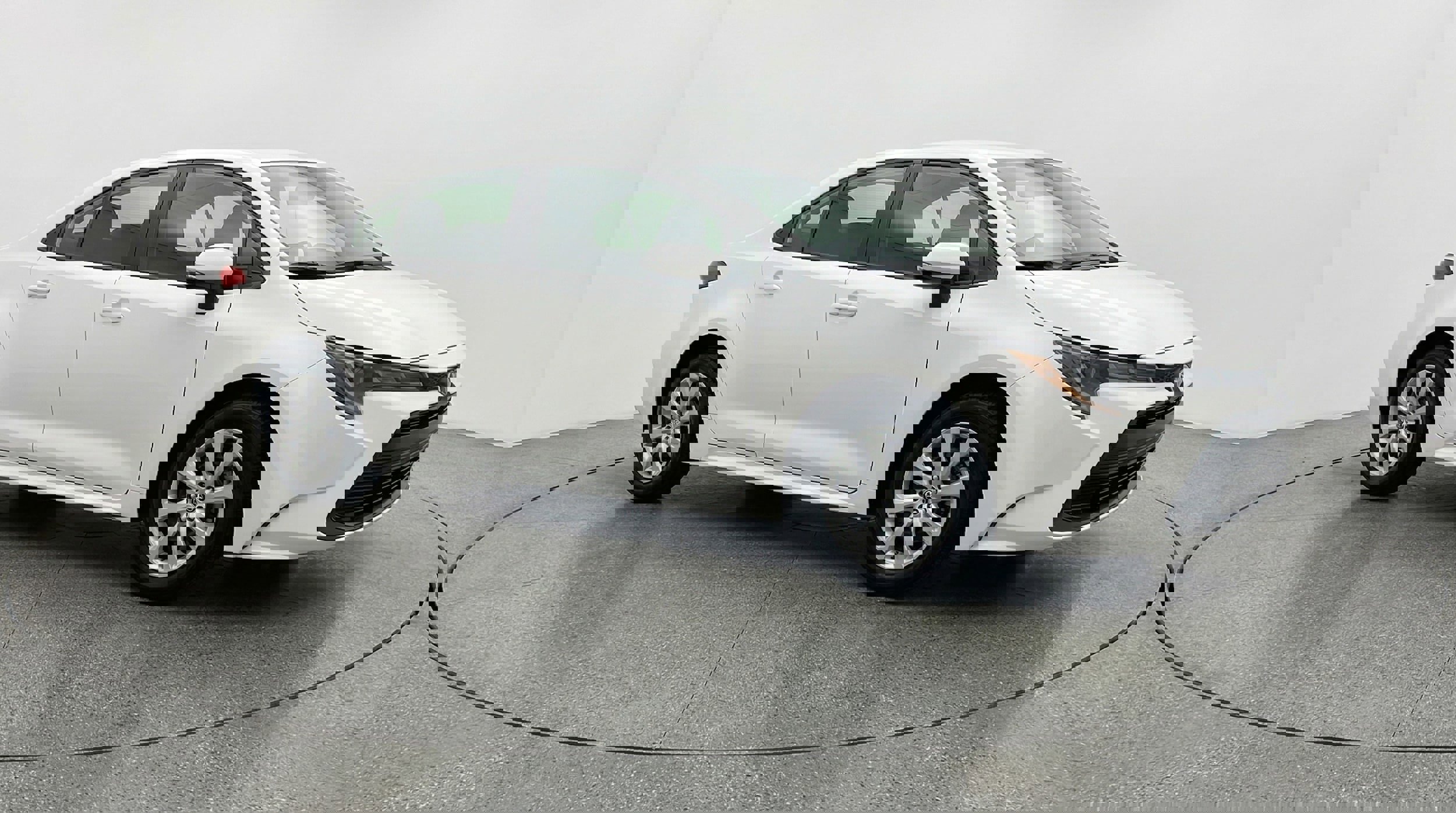 Used 2025 Toyota Corolla LE image 1