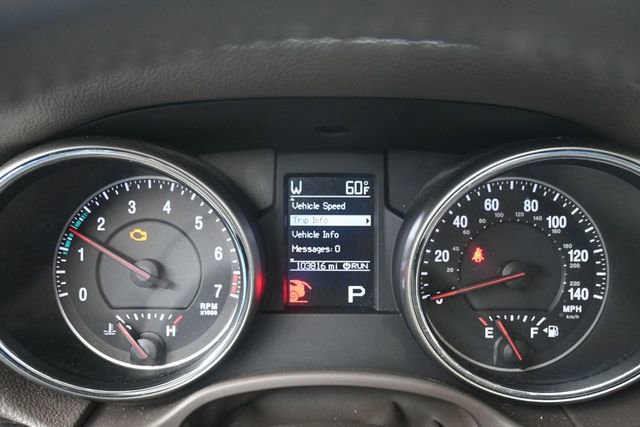 Used 2012 Jeep Grand Cherokee Laredo RWD image 9