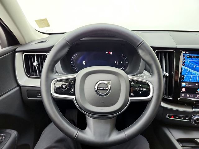 Certified 2025 Volvo XC60 B5 Plus AWD/4WD image 25