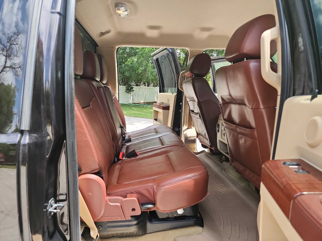 Used 2014 Ford F250 King Ranch w/ FX4 Off-Road Package AWD/4WD image 32