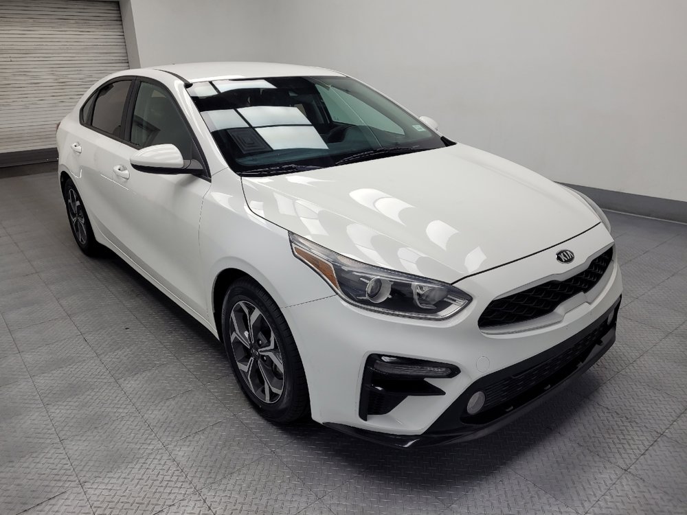 Used 2020 Kia Forte LXS FWD image 13
