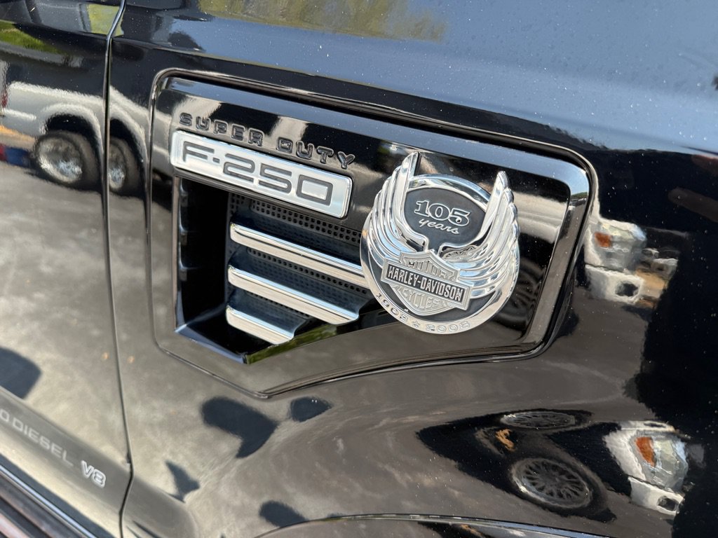 Used 2008 Ford F250 Harley-Davidson AWD/4WD image 11