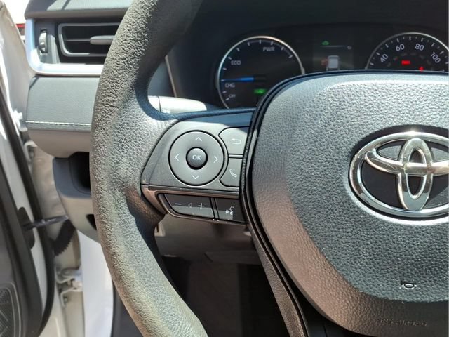 Used 2021 Toyota RAV4 LE AWD/4WD image 16