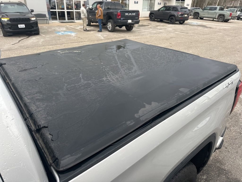 Used 2021 GMC Sierra 1500 Elevation image 30