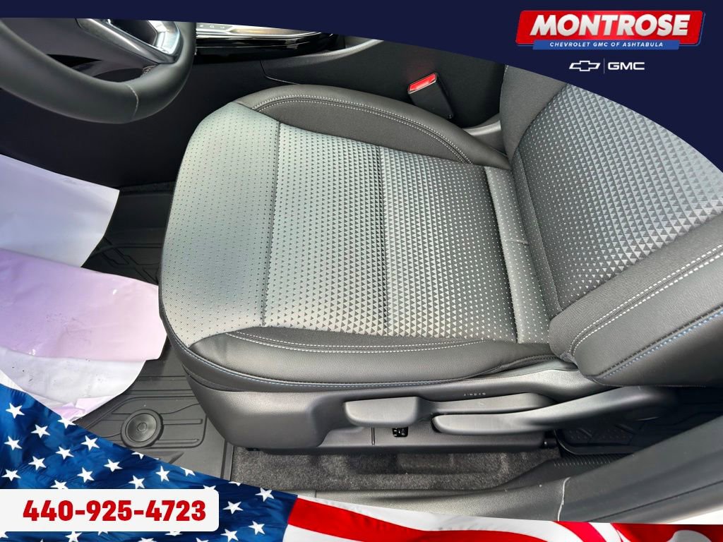 New 2026 Chevrolet Trax LT w/ LT Convenience Package FWD image 19