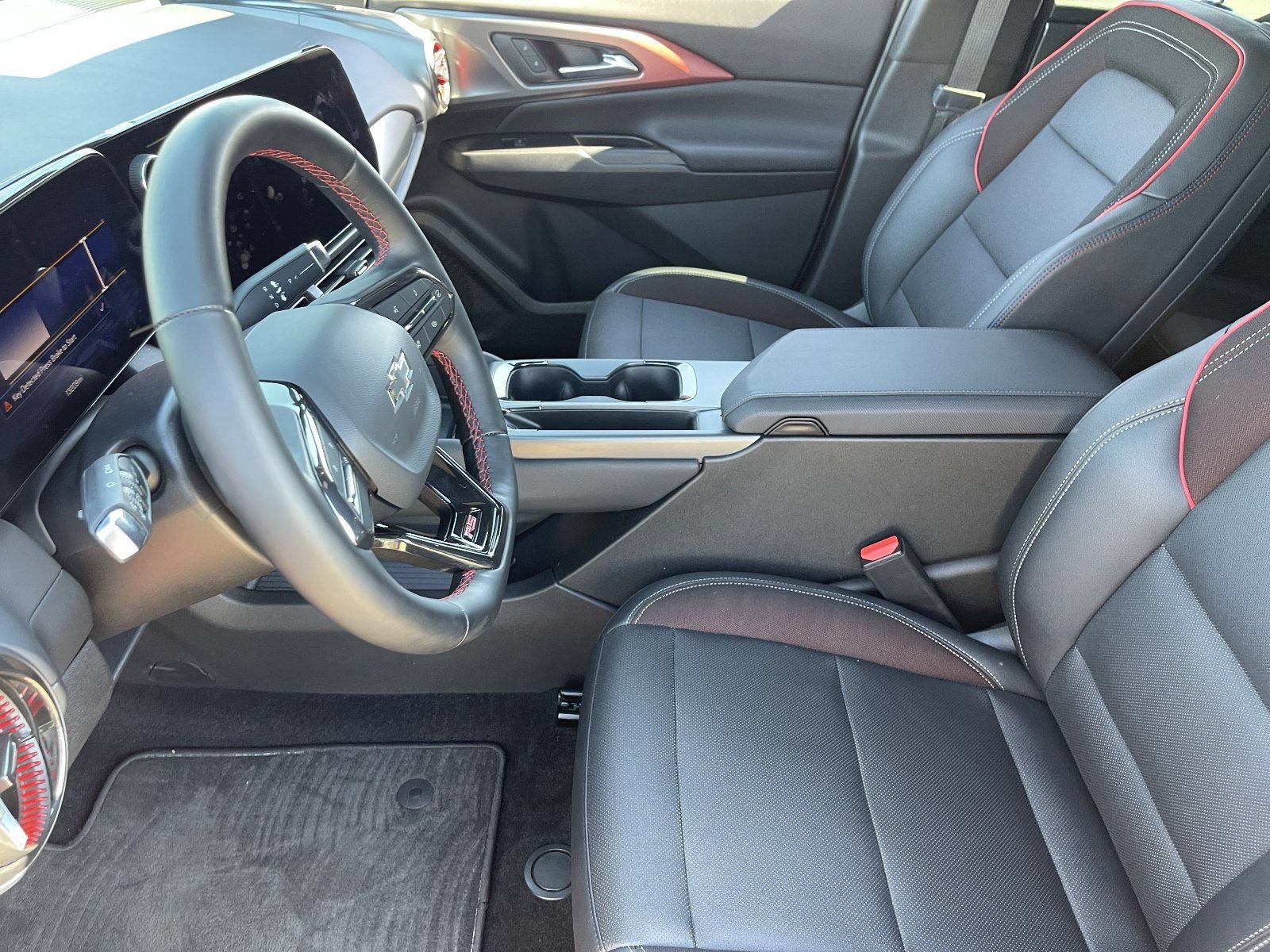 Certified 2024 Chevrolet Equinox EV RS FWD image 20