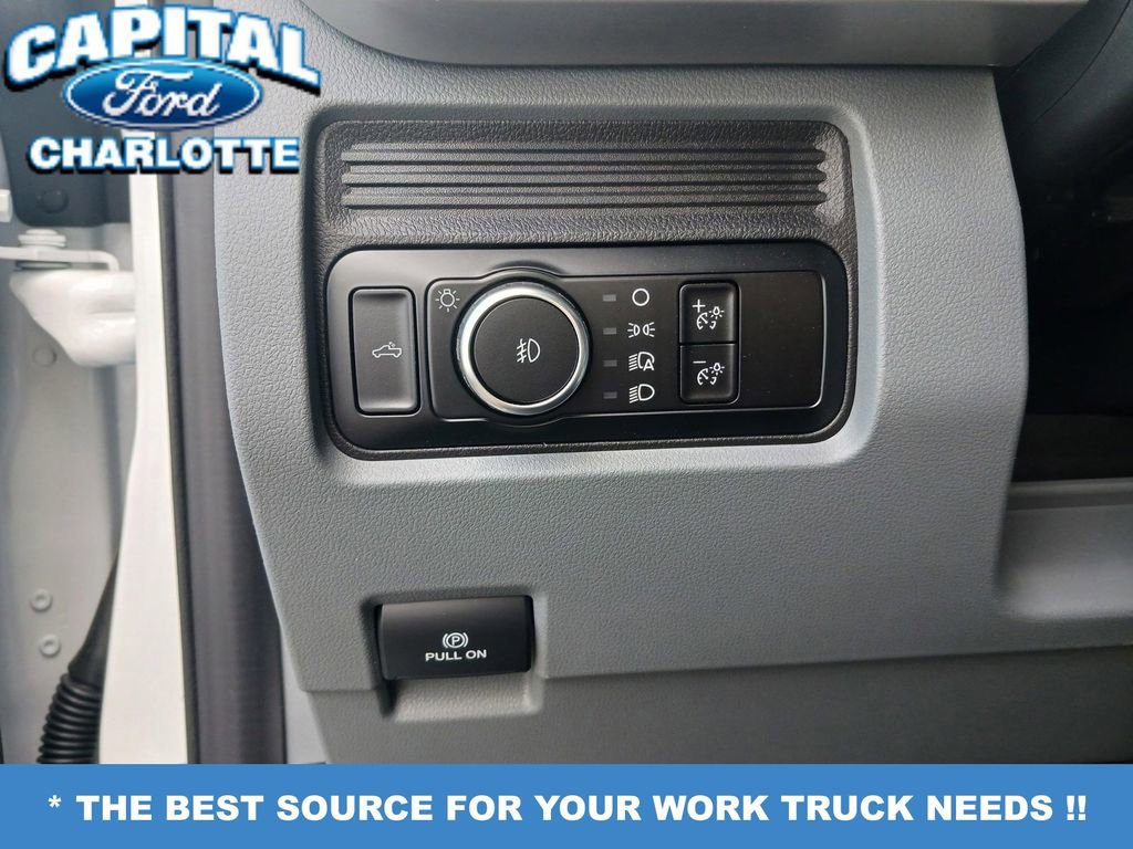 New 2024 Ford F550 4x4 Regular Cab Super Duty image 16